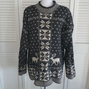 Unlimited Quest Clothing Gray White Wool Blend Mock Neck Sweater Snowflake Large